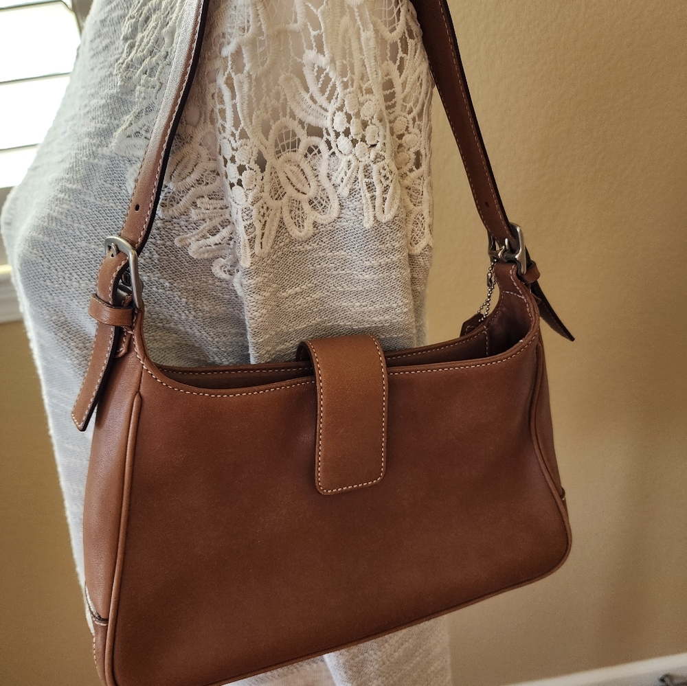 Coach shoulder bag